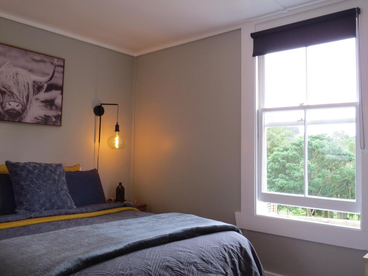 Crown Ridge Miners Cottage Karangahake Extérieur photo