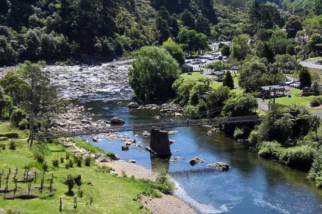 Crown Ridge Miners Cottage Karangahake Extérieur photo